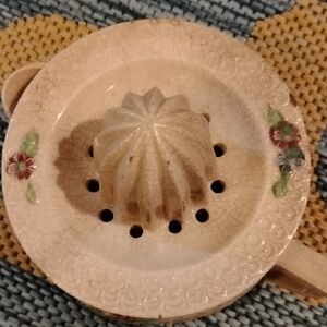 Vintage Ceramic Citrus Juicer with Floral Design